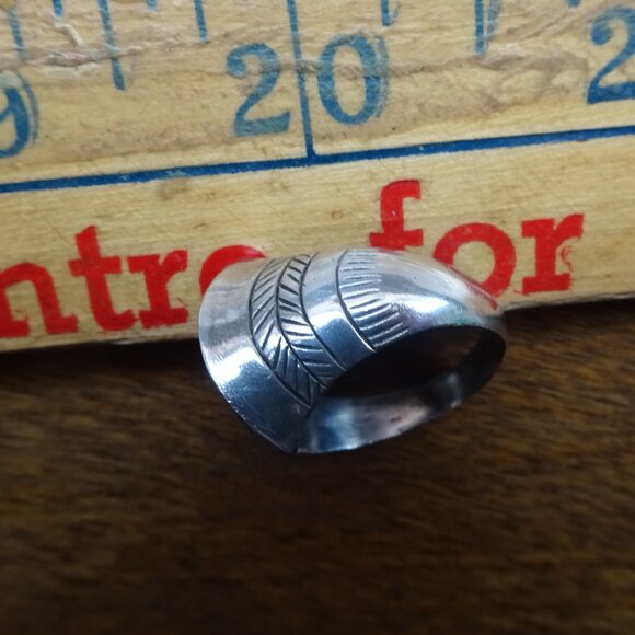 Sterling Silver Scandinavian Baltic Ring - Picture 4 of 6